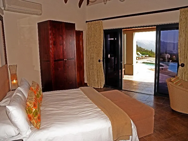 Bezweni Lodge Sir Lowry Pass South Africa