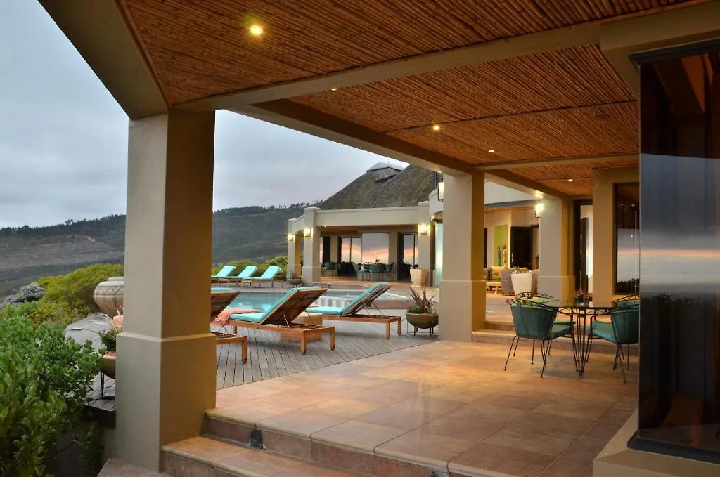 Bezweni Lodge Sir Lowry Pass Holiday home